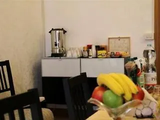 לינה וארוחת בוקר Kosher The In רומא